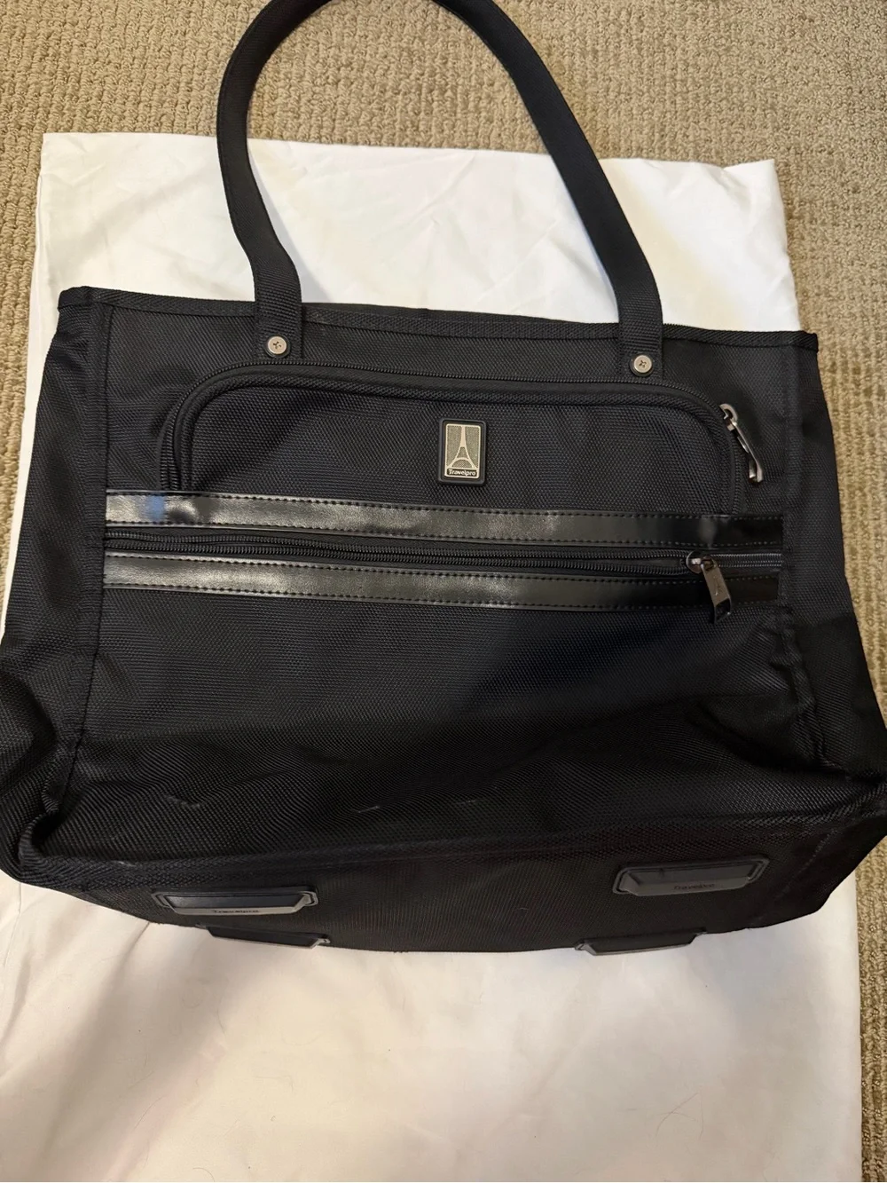 Travel pro black tote bag